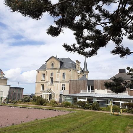 Les Tourelles Village De Vacances Asnelles Eksteriør bilde