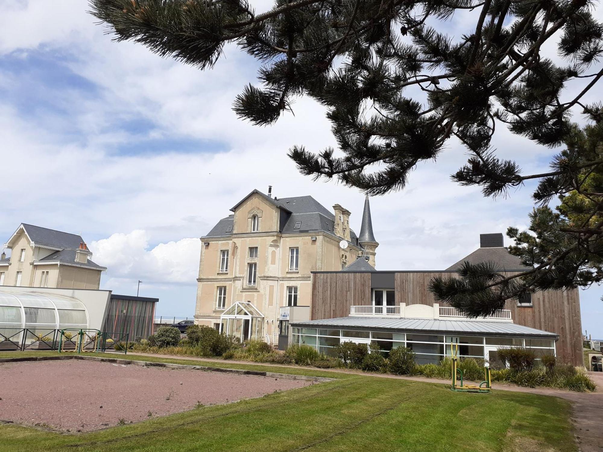 Les Tourelles Village De Vacances Asnelles Eksteriør bilde
